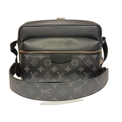 LOUIS VUITTON ルイ・ヴィトン アウトドアメッセンジャーPM ショルダーバッグ バッグ モノグラムエクリプス／タイガ M30233の買取実績