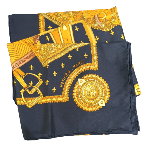 HERMES エルメス カレ90 スカーフ  ファッション・衣類 SELLES A HOUSSE シルク ブラック/ゴールドの買取実績