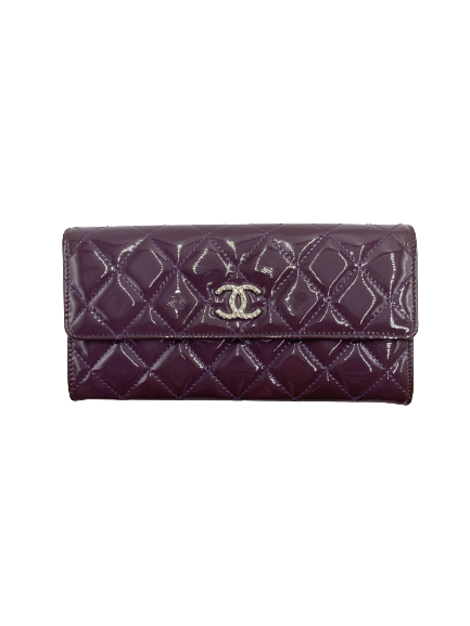 CHANEL シャネル ココマーク ラインストーン ロングフラットウォレット 財布・小物 ココマーク パテント パープルの買取実績