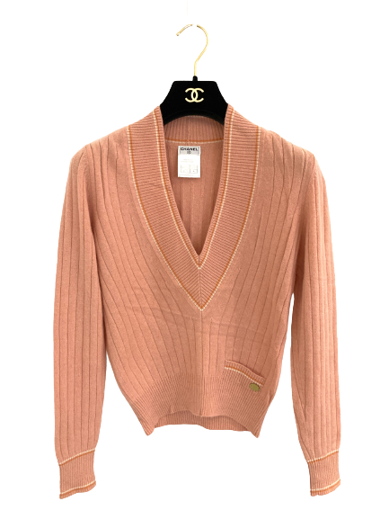 CHANEL シャネル カシミアVネックセーター ファッション・衣類 カシミア ピンクの買取実績