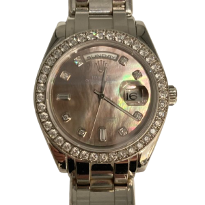 ROLEX ロレックス デイデイト　パールマスター 時計 PT 18946NGブラックシェル10Pの買取実績