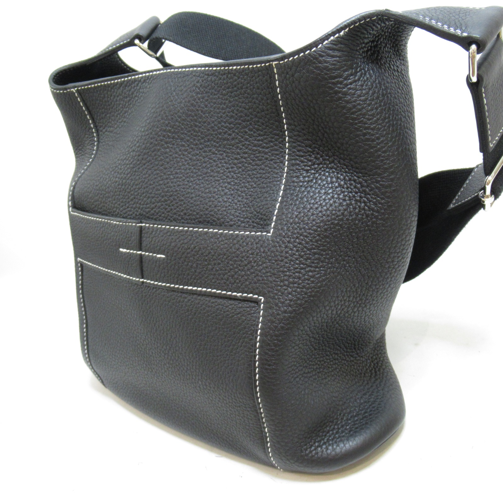 エルメス】グッドニュースの定価や廃盤でもなお人気の理由を解説  