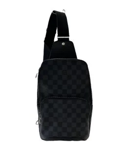 LOUIS VUITTON ルイ・ヴィトン アヴェニュースリングバッグ バッグ ダミエグラフィット N41719の買取実績