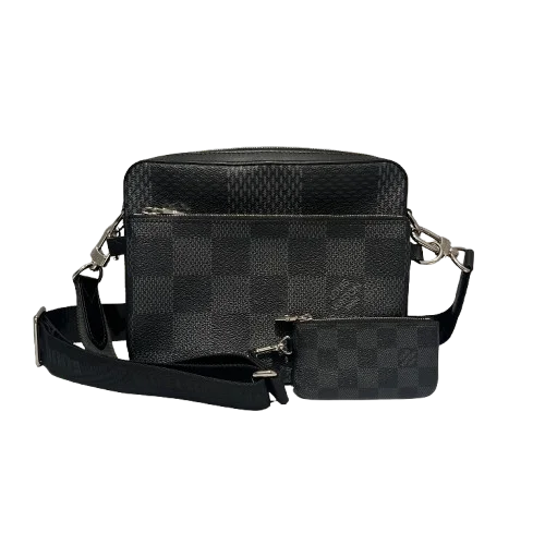 LOUIS VUITTON ルイ・ヴィトン ダミニ・グラフィット3D バッグ ダミエ N50017ブラックの買取実績