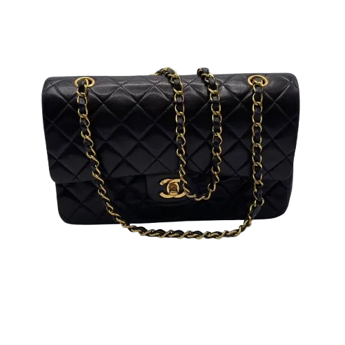 CHANEL シャネル マトラッセWフラップチェーンショルダー バッグ ラムスキン  A01112ブラックの買取実績