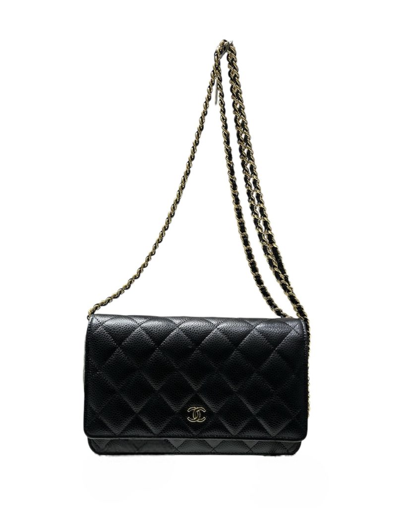 CHANEL シャネル マトラッセ　ショルダーバッグ バッグ キャビア APO250の買取実績