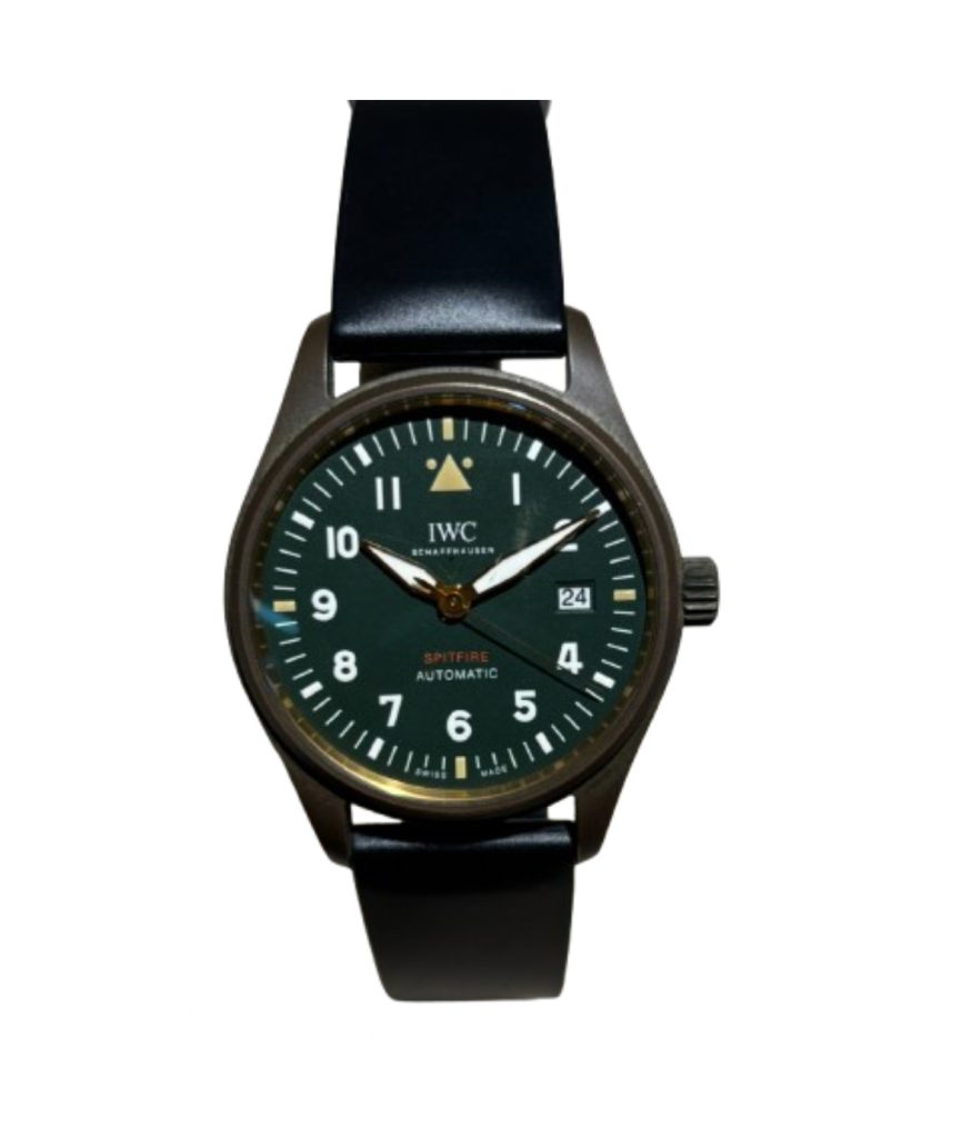 IWC インターナショナル ウォッチ カンパニー パイロット 時計 レザー IW326802グリーンの買取実績