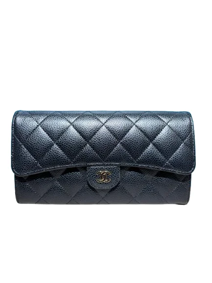 CHANEL シャネル 二つ折長財布 財布・小物 キャビアスキン ブラックの買取実績
