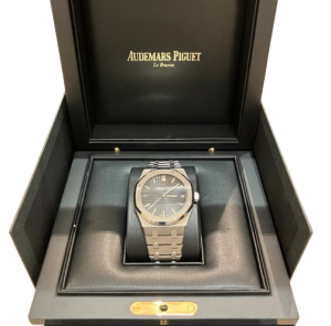 AUDEMARS PIGUET オーデマ ピゲ ロイヤルオーク 時計 SS 15500ST.OO.1220ST.03 ブラックの買取実績