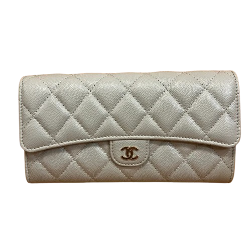 CHANEL シャネル マトラッセ　長財布 財布・小物 キャビアスキン ベージュの買取実績