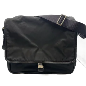 PRADA プラダ メッセンジャーバッグ バッグ ナイロン V166ブラックの買取実績